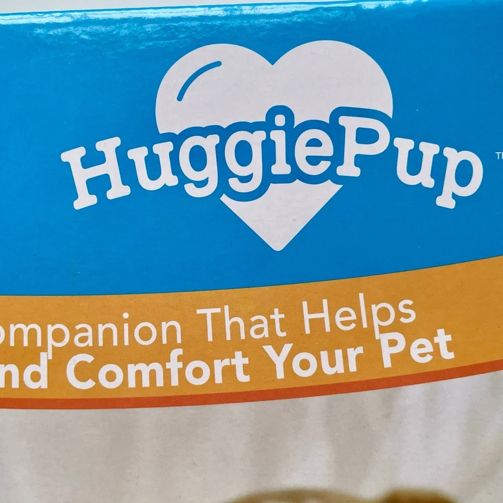 HuggiePup Pet Comfort Toy, NEW in box. Great Gift!